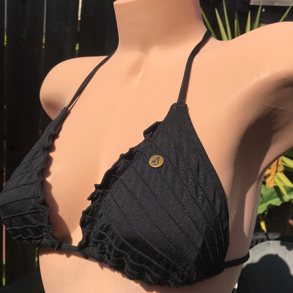 Volcom Bikini - Picture 3 of 6